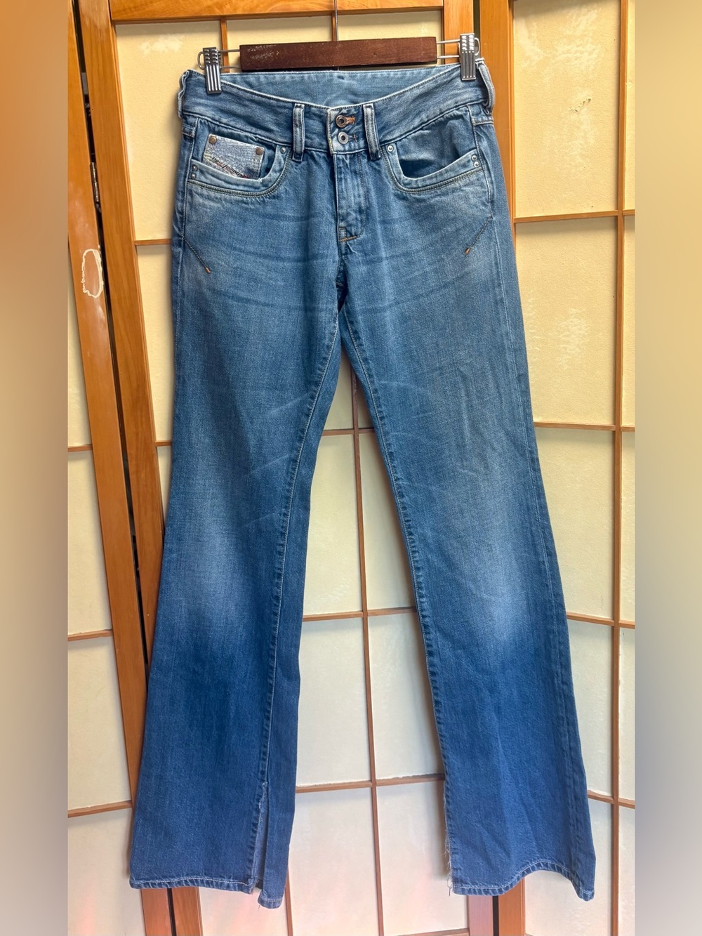 Diesel Industry Made in Italy Y2K Low Rise Bootcut Jeans Medium Wash Size 26